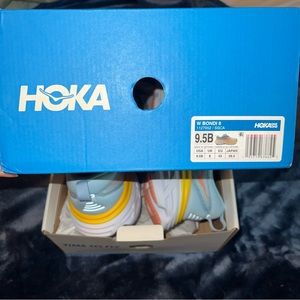 Hoka Bondi 8 Shoes